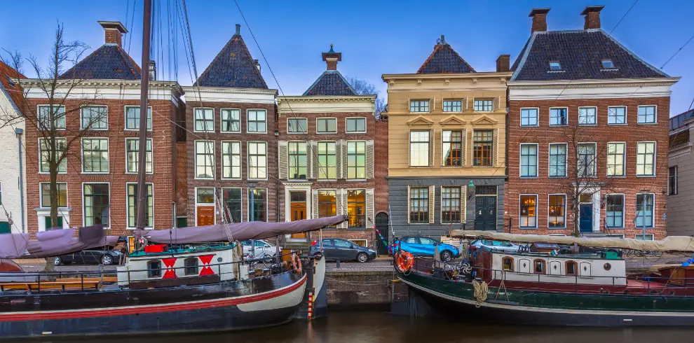 Visuel voyage slow et bas carbone en Scandinavie - Vue de Groningen