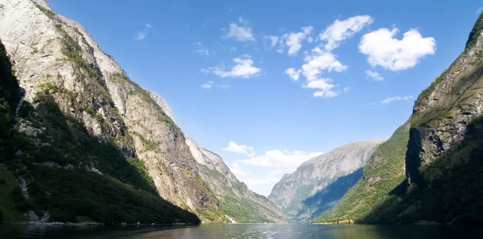 Visuel d'un voyage slow et bas carbone en Norvège - Vue du Sognefjord